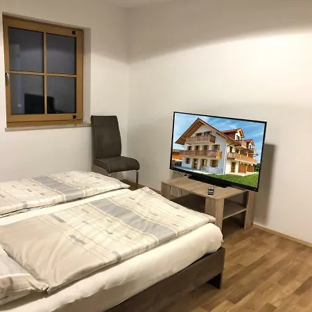 Thum Apartment *
