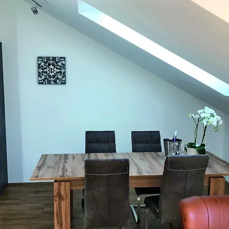 Apartment Thum *
